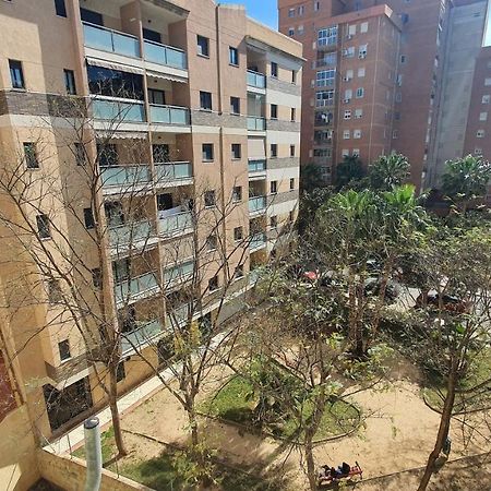 Lyrioshomes Manantiales Beach Torremolinos Bagian luar foto