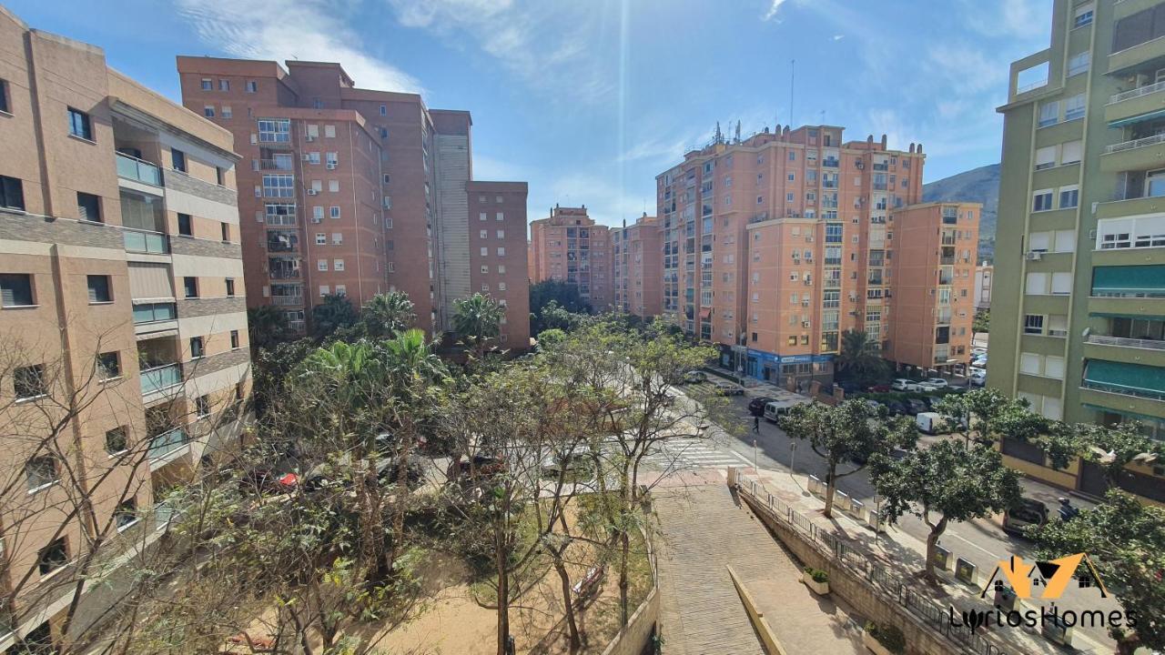 Lyrioshomes Manantiales Beach Torremolinos Bagian luar foto